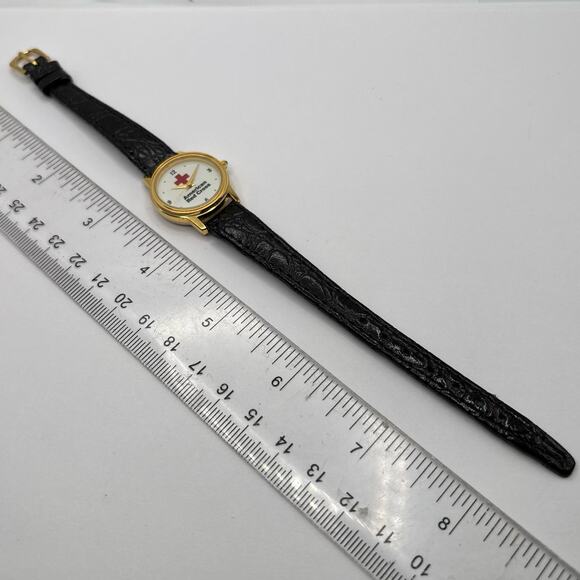 Vintage Black Red Cross Watch - Picture 4 of 7